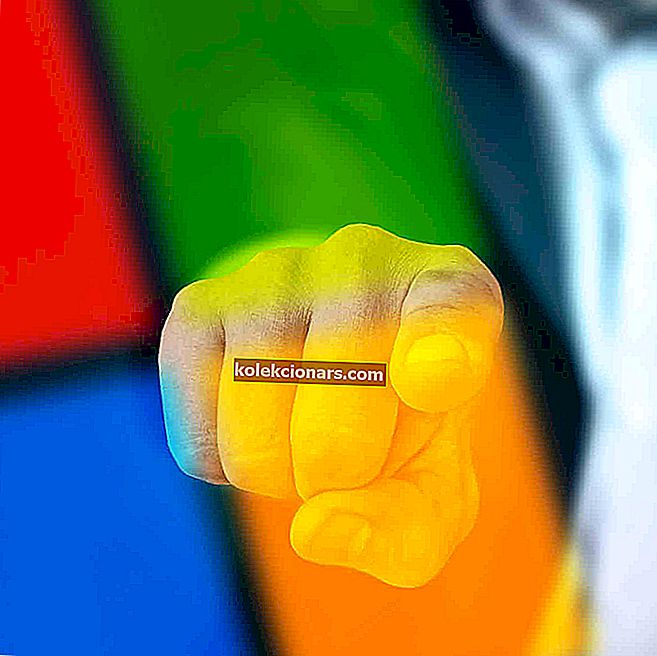Logo Windows ukazující prst